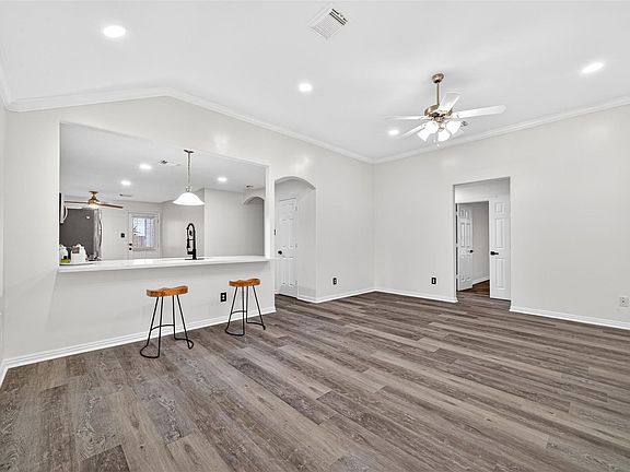 4th image of 21627 Falvel Misty Dr