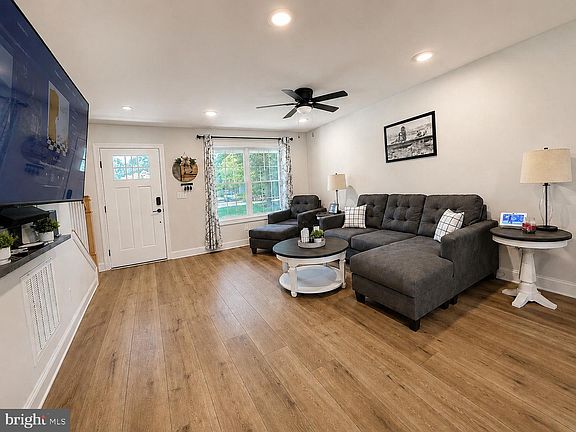 4th image of 520 Chesapeake Ave