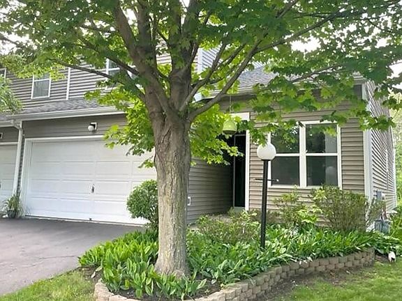 2nd image of 98 Harvard Rd