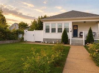6 Warwick Rd, Pawtucket, RI 02861