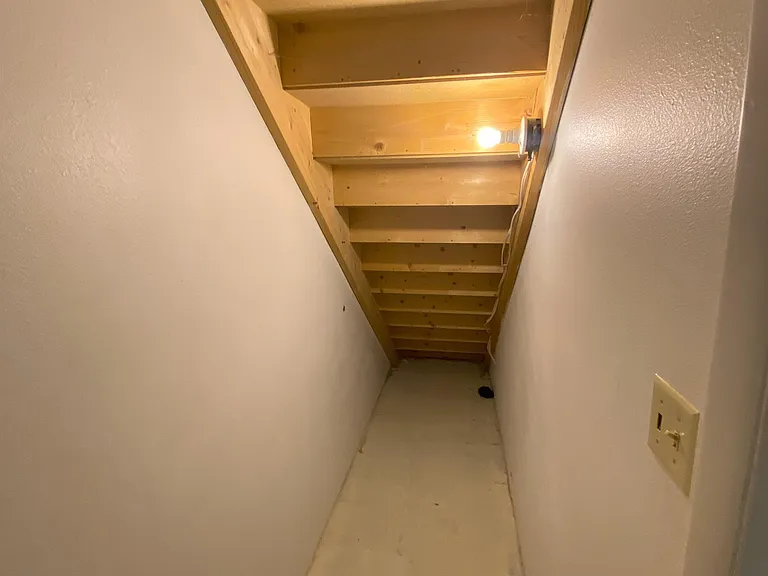 1005 Park Ln — Photo 6