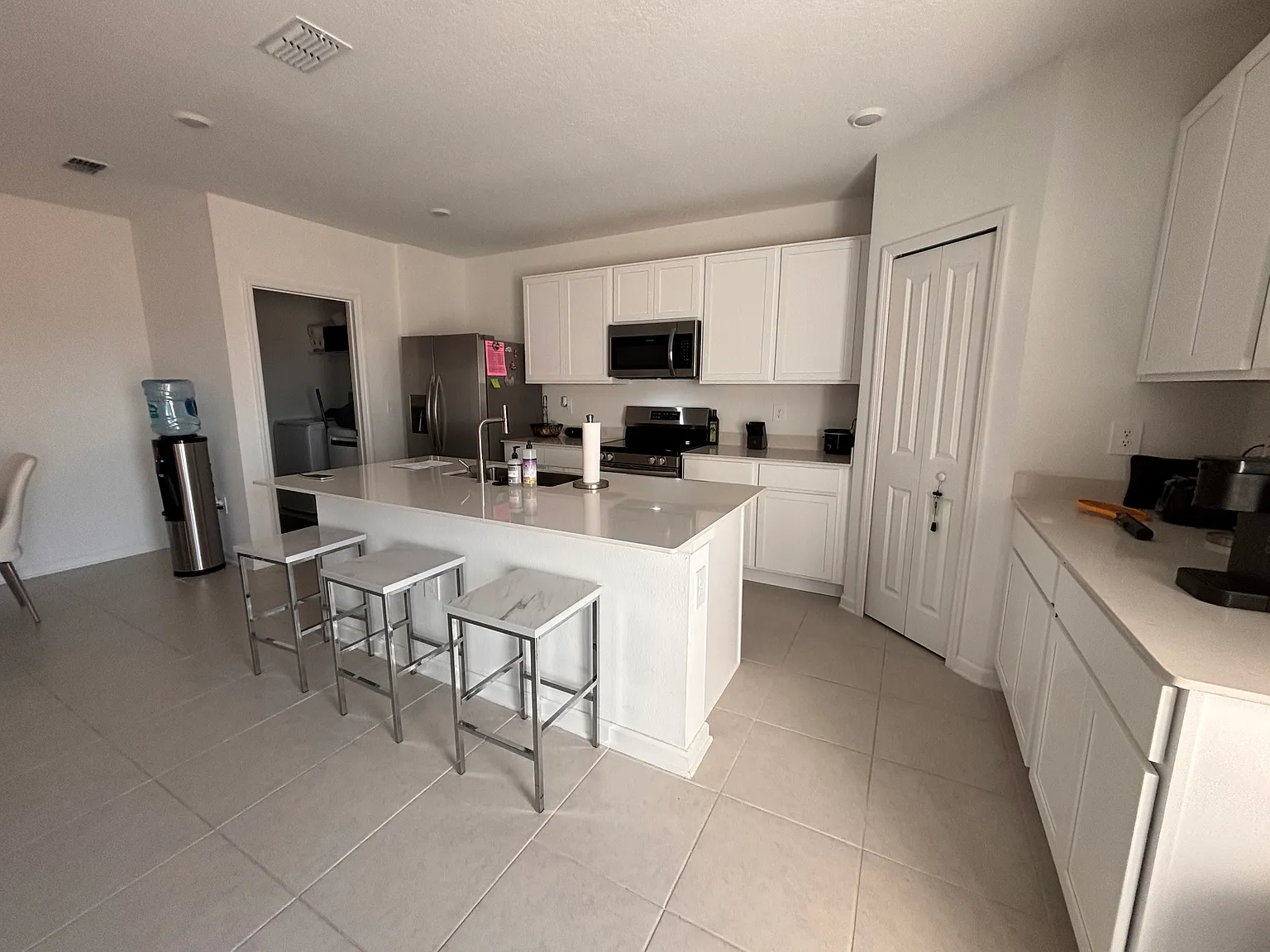 3422 Howell Dr — Photo 2