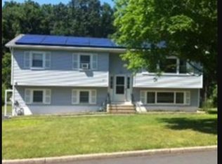 17 Sherri Ln, Spring Valley, NY 10977