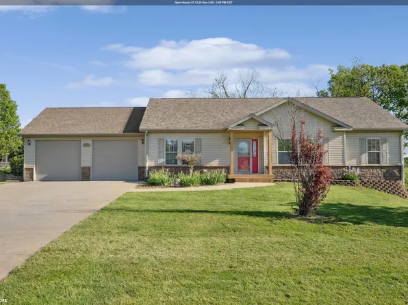 803 E Bell Dr, Mount Pleasant, IA 52641
