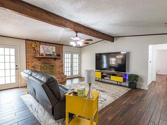 5th image of 4401 Shady Ln