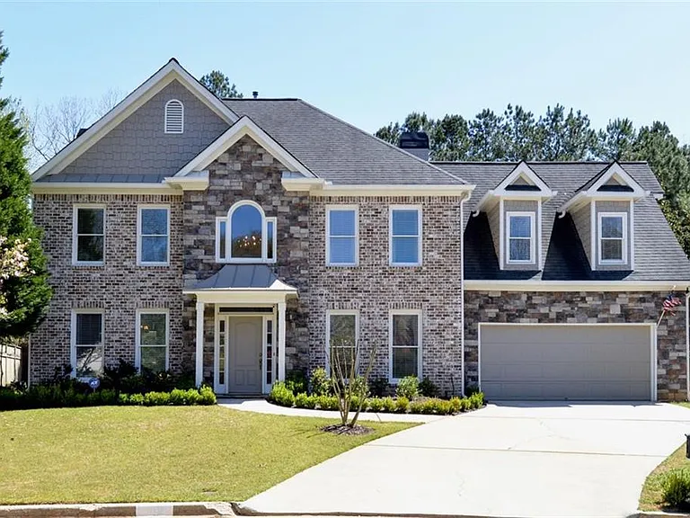 310 Windsor Gate Cv — Photo 1