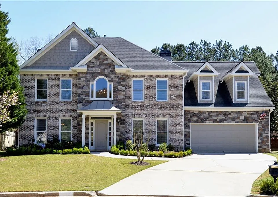 310 Windsor Gate Cv