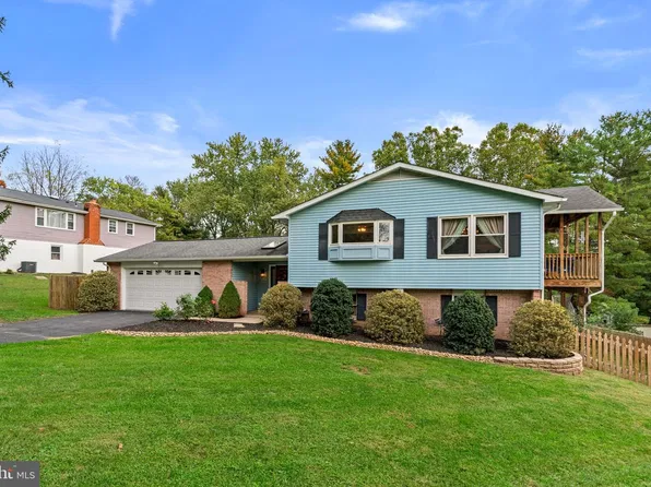 10338 Lombardi Dr, Ellicott City, MD 21042