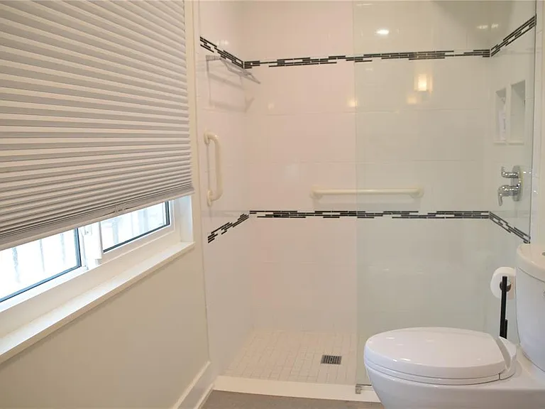 726 Birdsong Ln — Photo 24