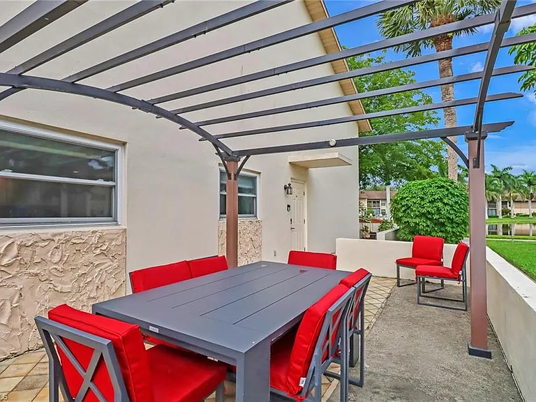 185 Cypress Way E #A106 — Photo 4
