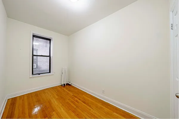 Rented by Douglas Elliman | media 10