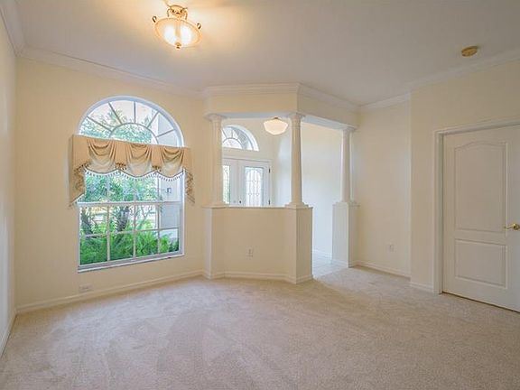 5th image of 17350 Emerald Chase Dr