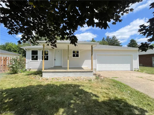 467 Candy Ln, Amherst, OH 44001