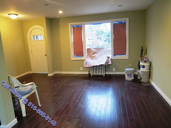 3rd image of 11235 205th St