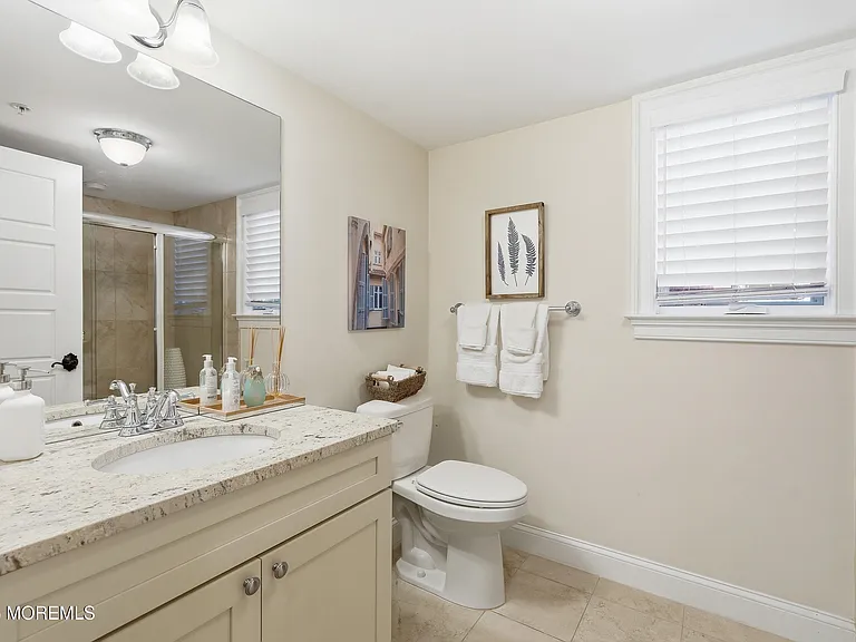 25 Surf Ave #1C — Photo 18