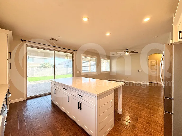 14581 W Banff Ln — Photo 5