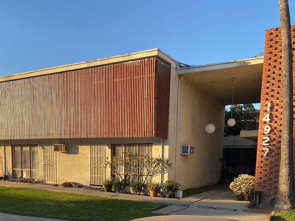 1st image of 14927 Gagely Dr APT 7