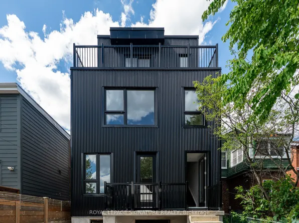 7 Earnscliffe Rd, Toronto, ON