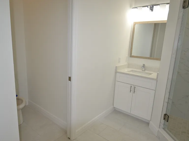 5728 Biscayne Ct — Photo 17