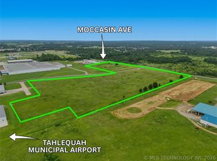 900 Airport Pkwy, Tahlequah, OK 74464