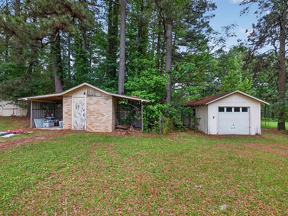 5th image of 171 Sumter Dr