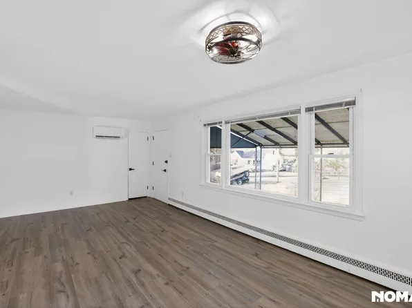 426 Myrtle Ave #A, Horsham, PA 19044
