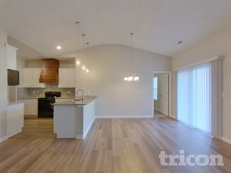 7319 Amberly Hills Rd — Photo 4