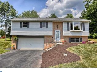 12 Oakmont Ct, Denver, PA 17517