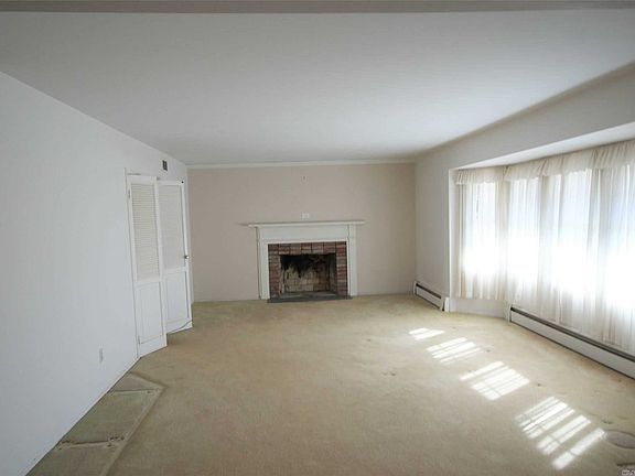 3rd image of 9 Haskell Ln