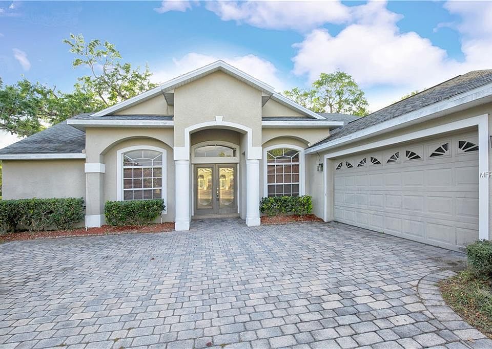 1st image of 2202 Oak Landing Ln