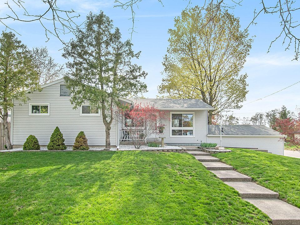 1st image of 4366 Miramar Ave NE