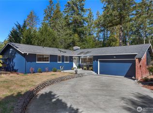 3332 NE 178th St, Lake Forest Park, WA 98155