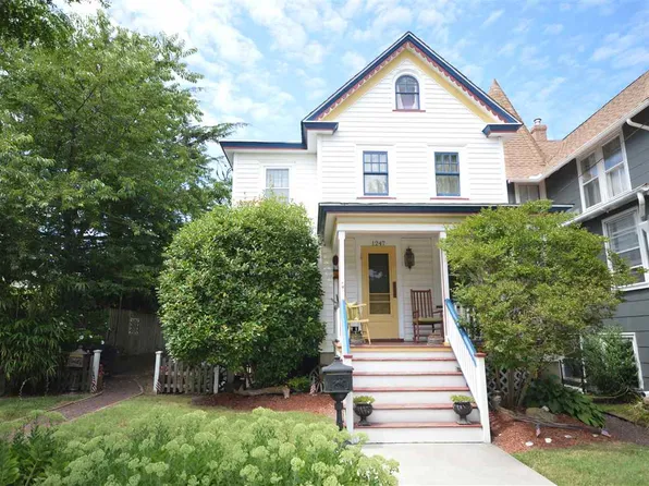1247 Washington St #2, Cape May, NJ 08204