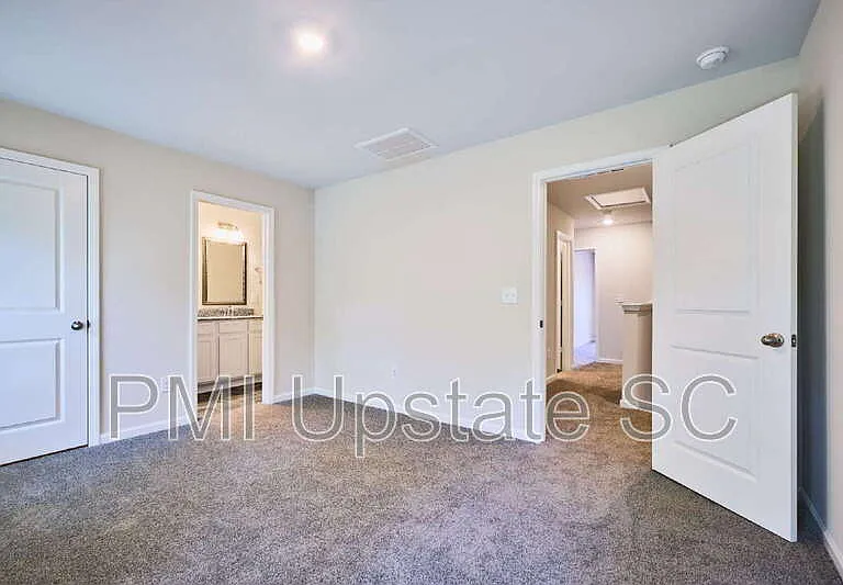 105 Pendleton Place Way — Photo 12