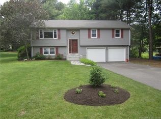 5 Rio Rd, Burlington, CT 06013