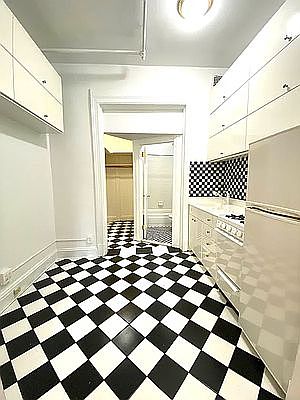 3rd image of 337 W 84th St APT 5