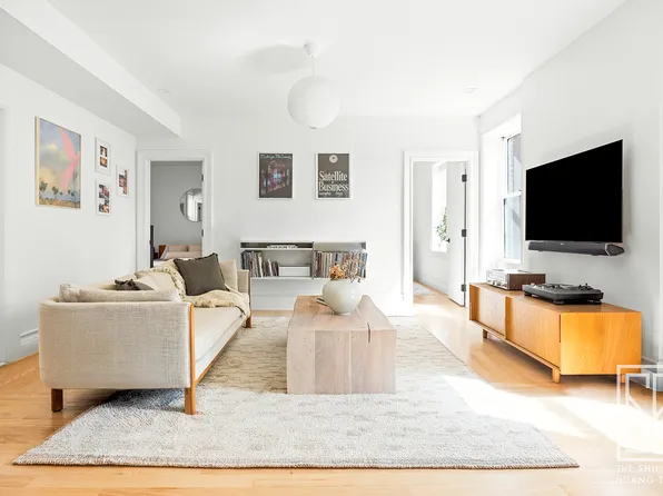 475 Washington Avenue image 1 of 11