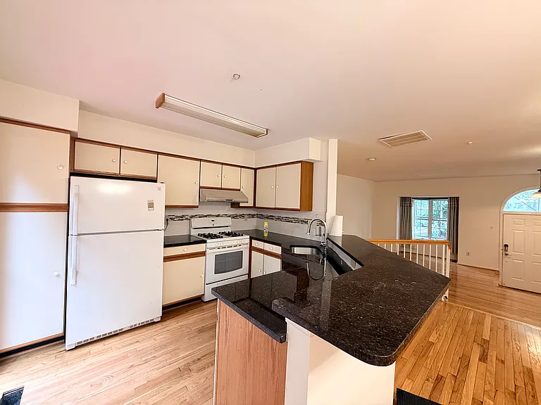 13759 Lark Song Dr — Photo 7
