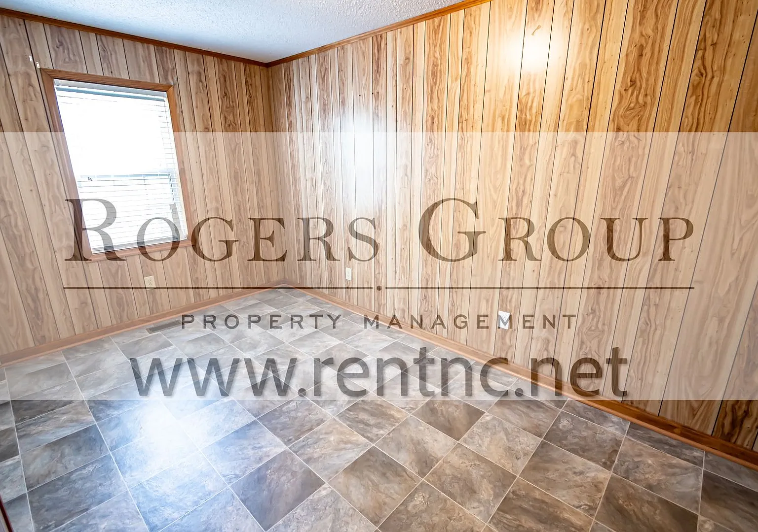 3 bed, 1.0 bath, 960 sqft, $925 — Photo 4