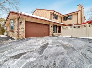 14000 W Tiffany Pl, New Berlin, WI 53151