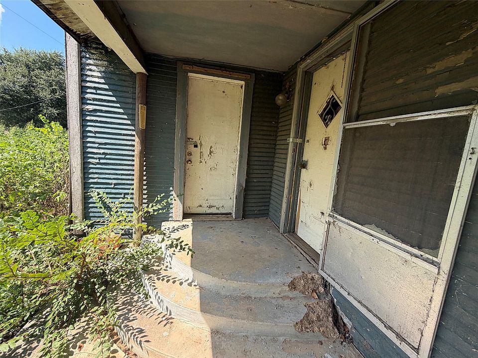 1st image of 322 Walnut St