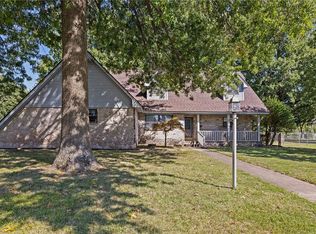 807 Dorman St, Springdale, AR 72762