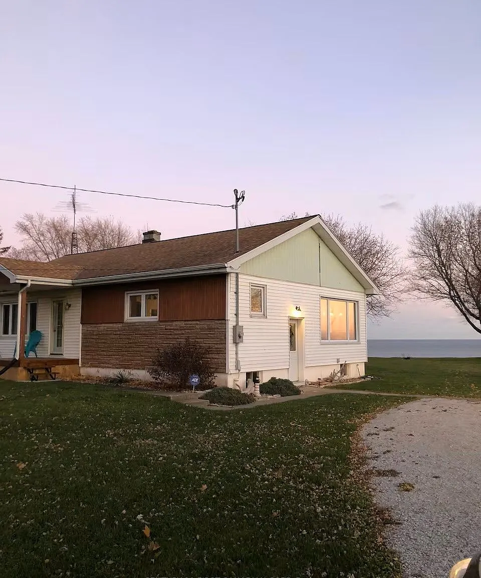 2 bed, $2,200 — Photo 1
