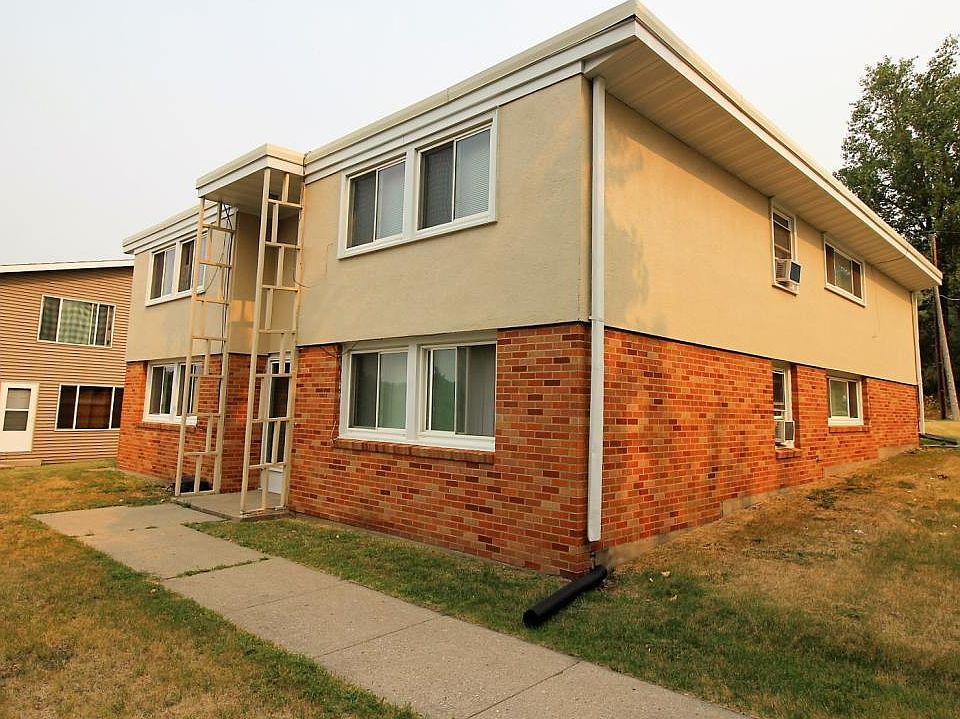 2nd image of 1115 Delmar Ct