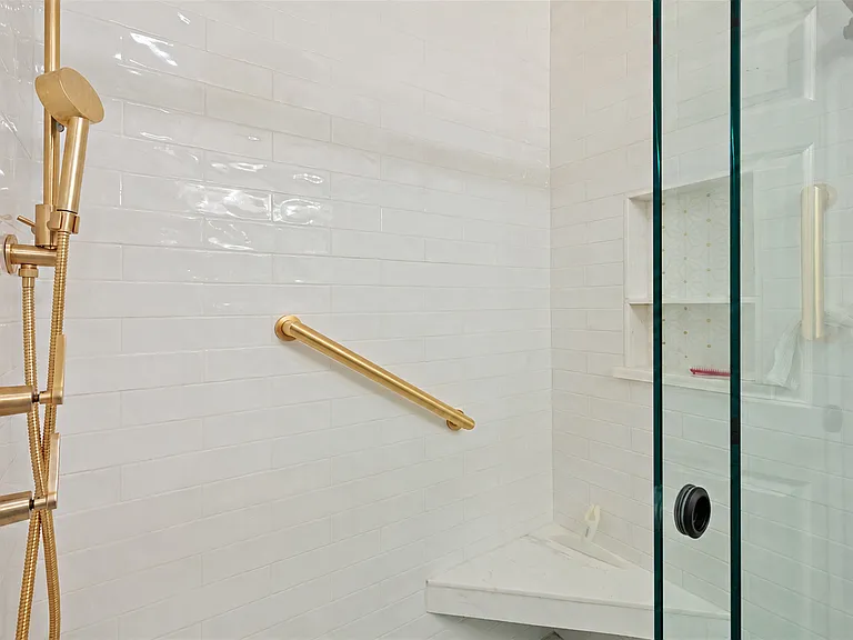 45 Island Ct — Photo 26
