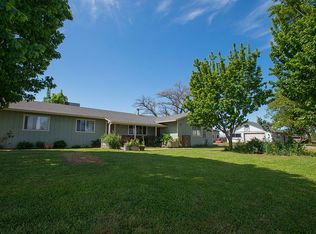 22001 Los Alamos Ln, Cottonwood, CA 96022