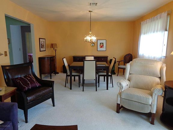 4th image of 3 Charlotteville Dr S