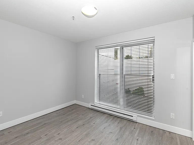 4798 Hazel St — Photo 35