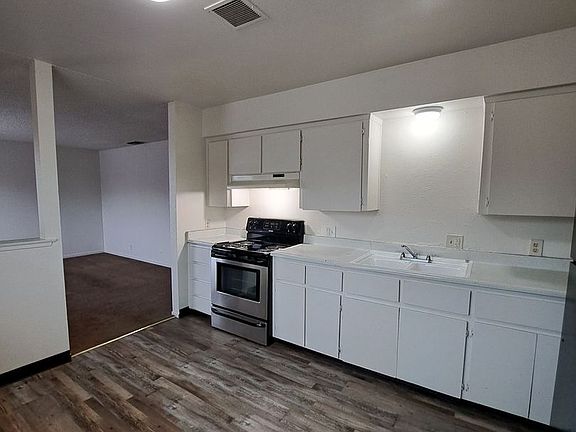 5th image of 4730 E Lamona Ave APT 203