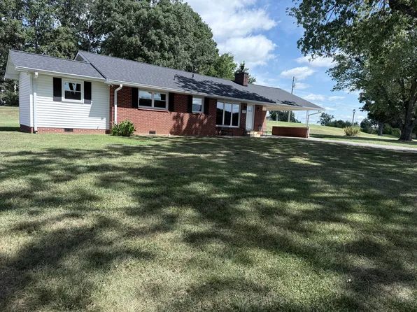 4545 Shipley Rd, Cookeville, TN 38501